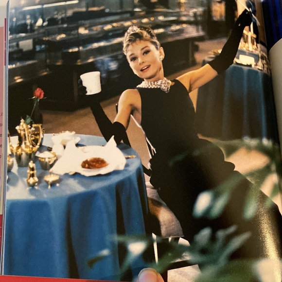 SO AUDREY HEPBURN 59 WAYS TO PUT A LITTLE AUDREY IN YOUR STEP Cindy De L… - Picture 6 of 8
